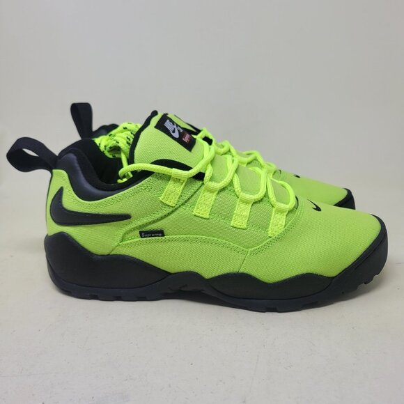 NIKE SB DARWIN LOW Supreme VOLT Men's Size 10.5 FQ3000-700 - Picture 2 of 11